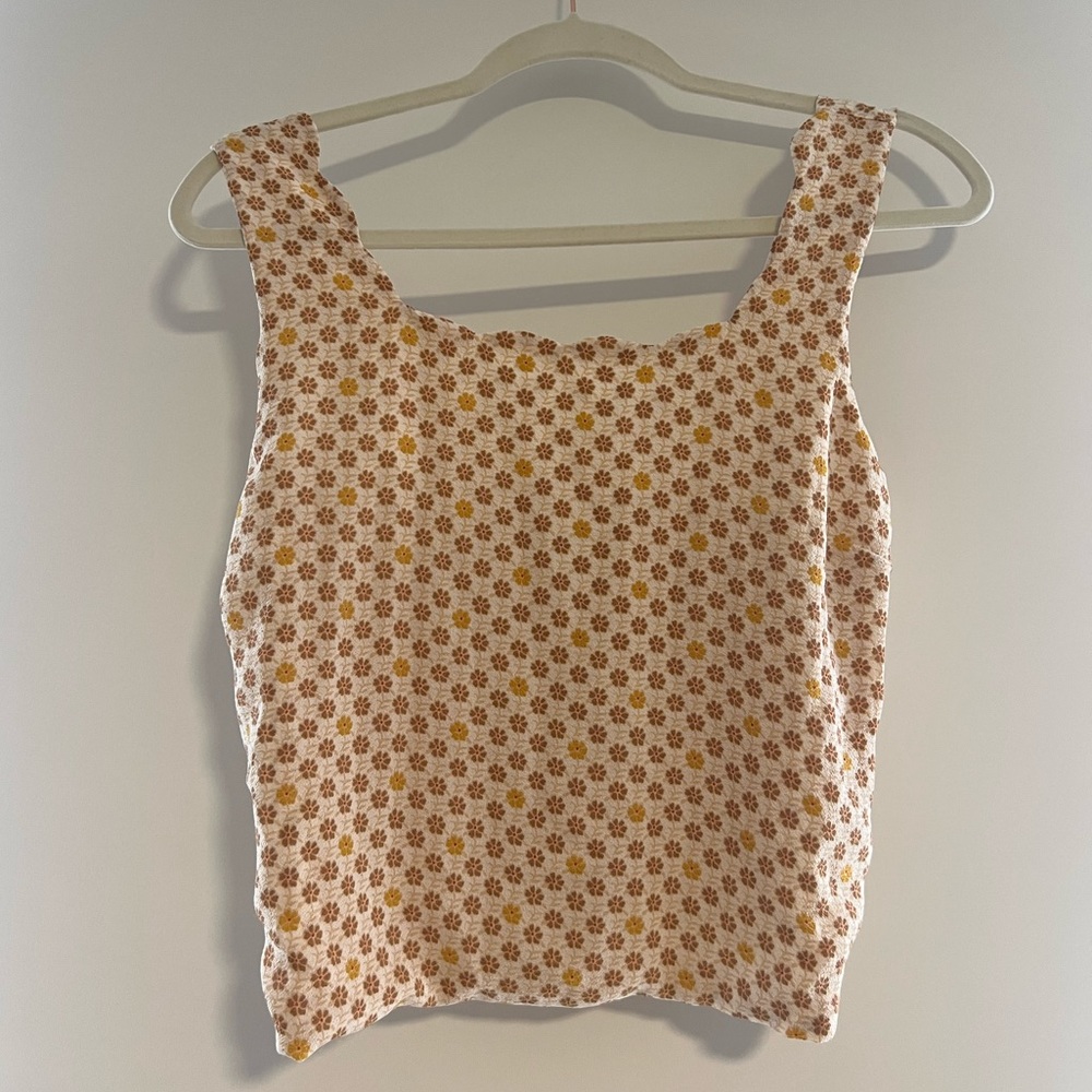 Groovy flower print tank top!